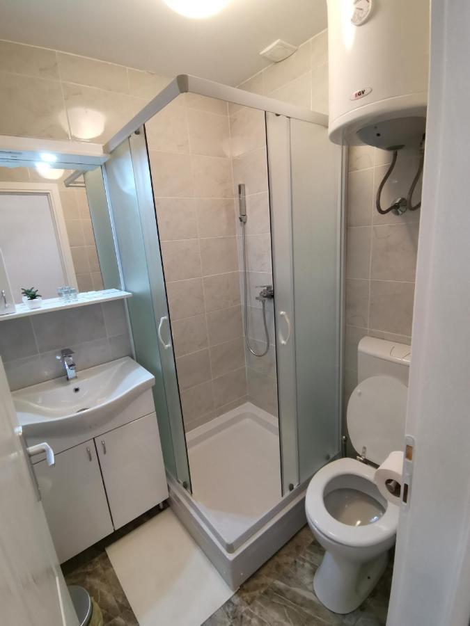 Ris Central Apartments Novi Sad Esterno foto